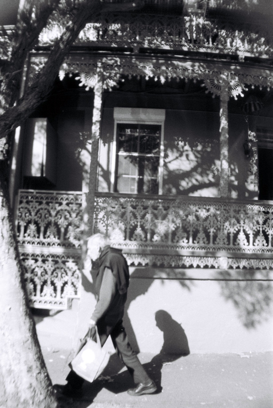 Black and white, Sydney, Victorian house at Surry Hills, apr. 2014 Black and white, Sydney, Victorian house at Surry Hills