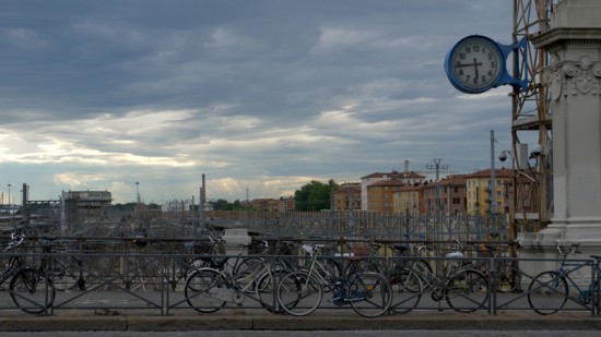 Bologna, Giacomo Matteotti Bridge, juil. 2014 Bologna, Giacomo Matteotti Bridge with bikes