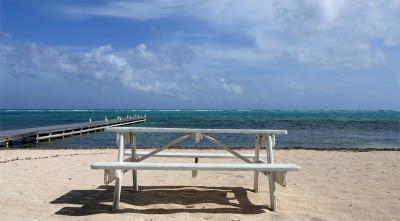 Cayman, East End public beach, nov. 2013 Cayman, East End public beach
